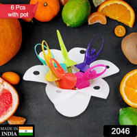 Close-up of the Dancing Doll fruit fork set, highlighting the playful design and vibrant colors.