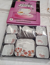 The Hector plastic dinner set, emphasizing its easy-to-clean and maintain features.