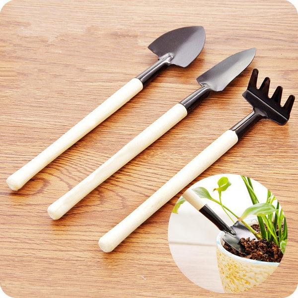 Kids Garden Tools Set – 3 Pcs Trowel, Shovel, Rake | Play & Move
