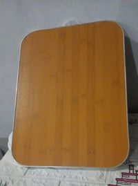 Detailed comparison highlighting the benefits of a bamboo cutting board over steel.